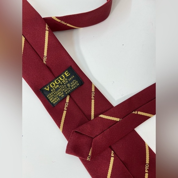 Vintage Vogue Club Ties PTQ Australia Burgundy Red Tie Mens Necktie Neck Tie - Picture 2 of 5